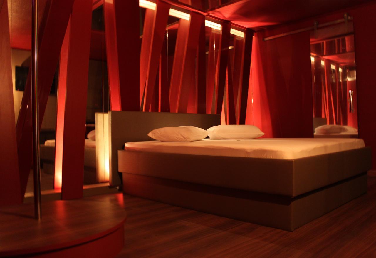 Motel Casa De Pedra Caràzinho Εξωτερικό φωτογραφία